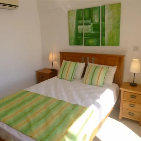 First Floor 2 Bedroom Apartment, Large Balcony, Amazing Sea Views, Communal Pool Peyia Exterior photo