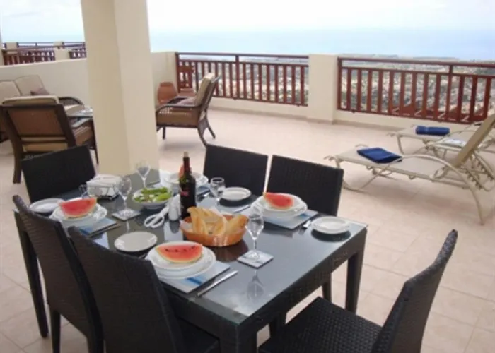First Floor 2 Bedroom Apartment, Large Balcony, Amazing Sea Views, Communal Pool